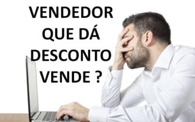 Vendedor que Dá Desconto não é um Bom Vendedor ! Palestra de Vendas de André Ortiz, PhD em Vendas