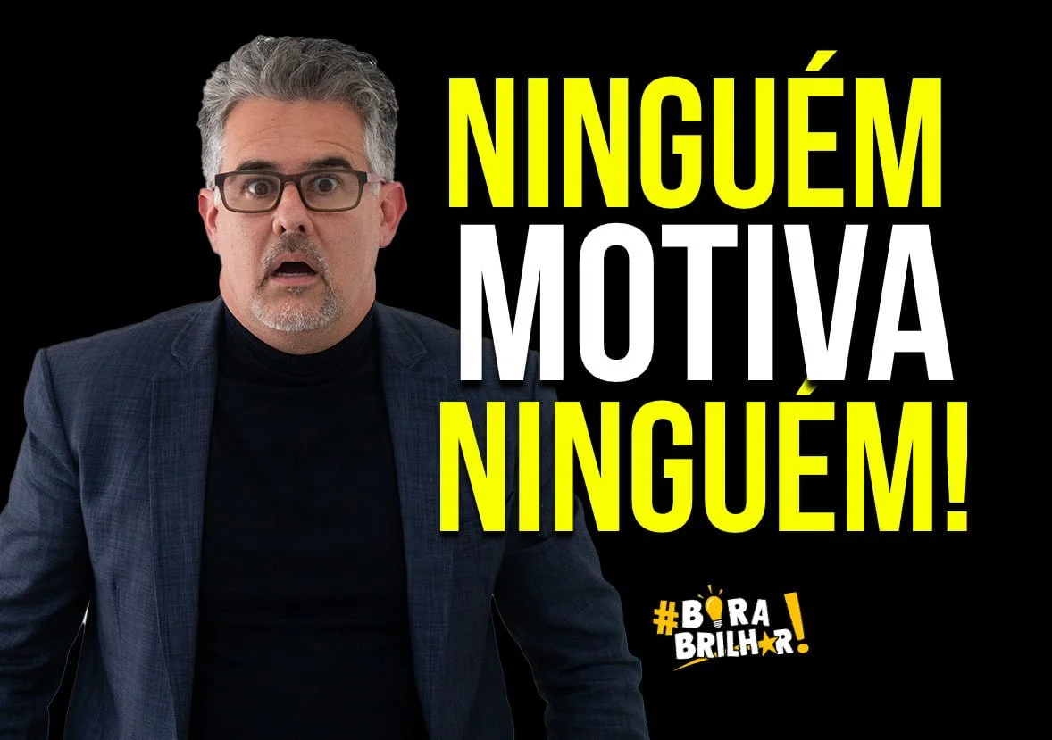 NINGUÉM_MOTIVA_NININGUÉM_ANDRÉ_ORTIZ